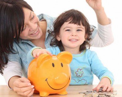 7 bài học về tiền cần dạy cho bé