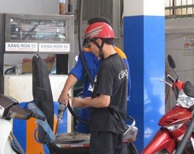Hà Nội: Vẫn bán xăng ở các cây xăng bị dừng hoạt động