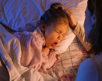 4 bài thuốc chữa viêm họng cực kỳ hiệu quả cho bé