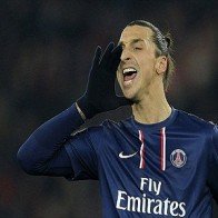 Quyết mua Mata, PSG chồng tiền cộng... Ibrahimovic