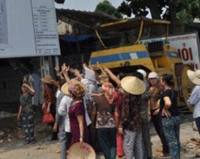 Nghệ An: Hàng ngàn tiểu thương khốn đốn vì xóa chợ Sò