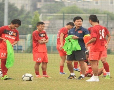 HLV Nguyễn Văn Sỹ: U23 VN rơi vào bảng đấu dễ thở