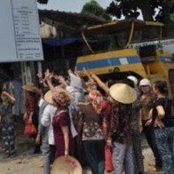 Nghệ An: Hàng ngàn tiểu thương khốn đốn vì xóa chợ Sò