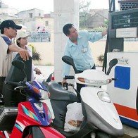 Làm rõ nguyên tắc điều hành giá bán lẻ xăng dầu