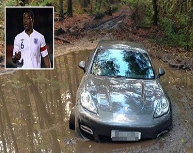 Siêu xe Porsche bị sao Liverpool nhấn chìm dưới bùn lầy