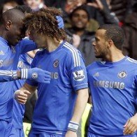 Chelsea sắp bán Luiz, De Bruyne và Demba Ba?