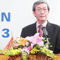 Vinh danh 571 tân giáo sư và phó giáo sư năm 2013