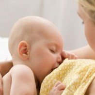 Trẻ bú mẹ sẽ giảm 50% nguy cơ mắc bệnh béo phì