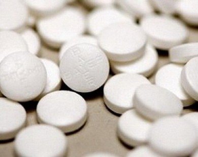 Uống aspirin khi ngủ có thể giảm nguy cơ đau tim