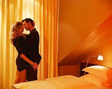 “Sex” trong phòng sáng – nỗi ám ảnh của nhiều eva