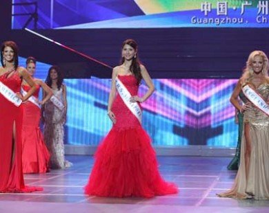 Hoa hậu Quý bà Việt Nam dừng ở tốp 6 Mrs World 2013