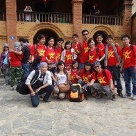 Dân phượt đổ xô lên Hà Giang, ăn đường, ngủ bếp, tắm tiên