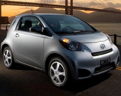 Toyota ngừng sản xuất xe siêu nhỏ iQ