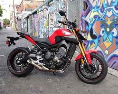 Yamaha FZ-09 2014: Naked bike lý tưởng giá 8000 US