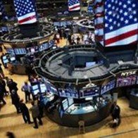 Phố Wall thoái trào sau tuần tăng điểm ấn tượng