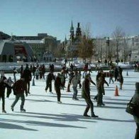 Canada yêu cầu người dân chấp hành luật khi đi du lịch