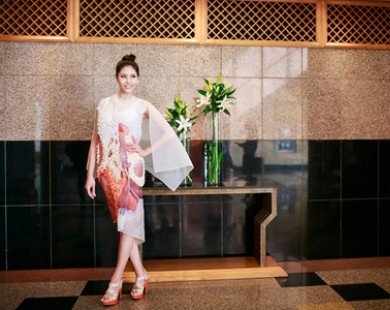 Nguyễn Thị Loan tham gia tuần lễ thời trang Xuân Hè 2014