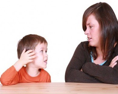 Cách giao tiếp để bố mẹ biết con bị bạo hành