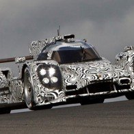 Mẫu Porsche tham gia giải Le Mans dùng động cơ hybrid