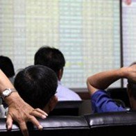 Nhà đầu tư chốt lời, chứng khoán tăng giảm trái chiều