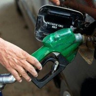 Giá dầu tăng do lo ngại tình hình chiến sự ở Nam Sudan