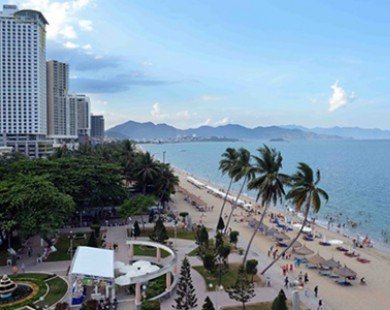 Khánh Hòa đón hơn 3 triệu lượt du khách năm 2013