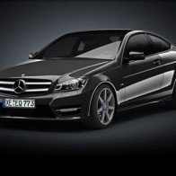250.000 xe Mercedes C-Class có thể bị lỗi đèn hậu