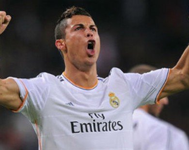 C. Ronaldo được chọn cho danh hiệu Quả bóng vàng 2013