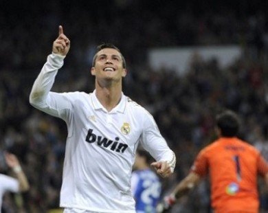 Ronaldo được vinh danh ngay đầu năm mới