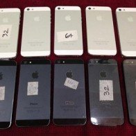 Thương gia ồ ạt nhập iPhone 5 khóa mạng sau jailbreak