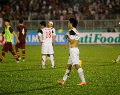 Chùm ảnh U19 Việt Nam thua trong thế thắng trước Roma
