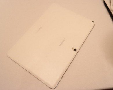 Samsung chính thức trình làng tablet “khủng” 12,2-inch