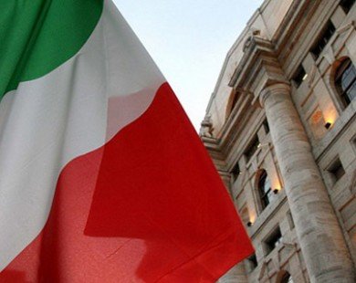 Gánh nặng thuế của Italy năm 2013 tăng cao kỷ lục