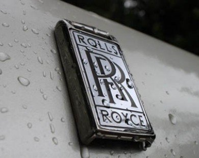 Doanh số bán xe của Rolls-Royce đạt mức cao kỷ lục