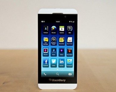 BlackBerry Z10 lại bị đem bán đại hạ giá