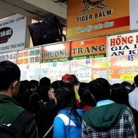 Vì sao vé xe Tết khan hiếm