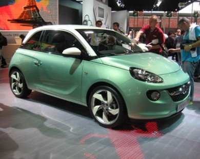 Opel tăng thị phần ở châu Âu nhờ mẫu xe Adam 2013