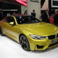 BMW M4 2014 có giá bán hơn 60.000 USD tại Mỹ