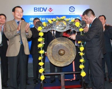 Hơn 2,8 tỷ cổ phiếu BIDV chính thức lên sàn HOSE