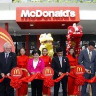 Khánh thành Nhà hàng McDonald’s đầu tiên tại Việt Nam