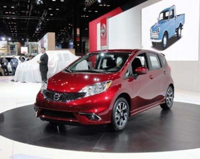 Hãng Nissan chính thức giới thiệu mẫu Note SR 2015