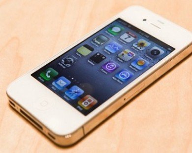 Apple vẫn tiếp tục sản xuất iPhone 4
