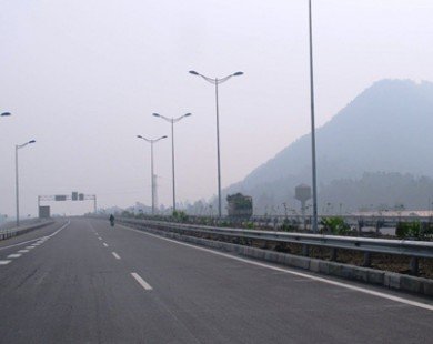 Tháng 6: Thông xe toàn tuyến cao tốc Nội Bài-Lào Cai