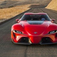 Toyota Supra mới sẽ cạnh tranh với Nissan GTR?