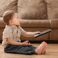 8 thói quen xấu khiến trẻ dễ ốm yếu