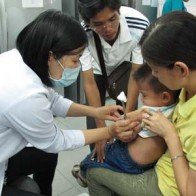 Triển khai tiêm vắcxin phòng chống sởi trên toàn quốc