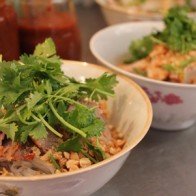 Ngõ Đồng Xuân: Khu ẩm thực độc đáo giữa lòng Thủ đô