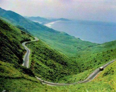 Những đường đèo ’dựng đứng’ đẹp lẫy lừng ở Việt Nam