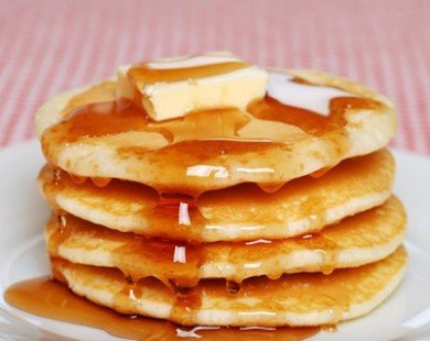Cách làm bánh pancake đơn giản cho chàng trổ tài