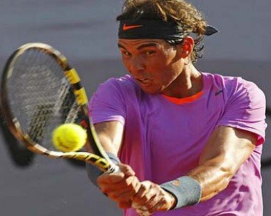 Rafael Nadal ngược dòng vất vả trước tay vợt 35 tuổi